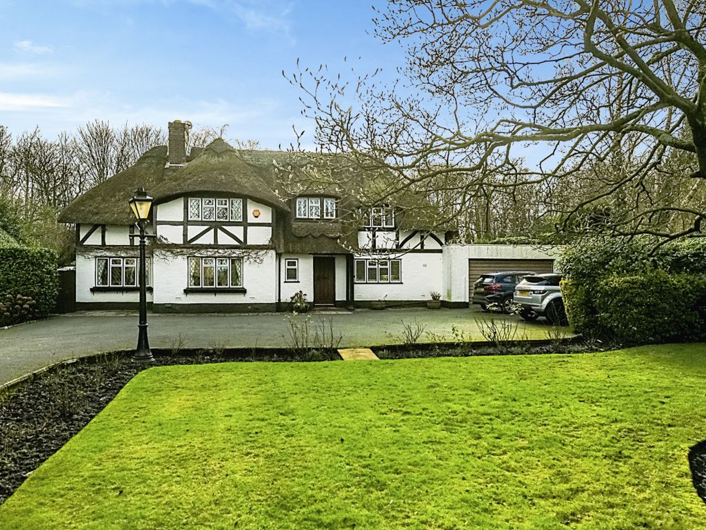 3 bed detached house for sale in Hale Road, Hale Village, Liverpool, Cheshire L24 Zoopla