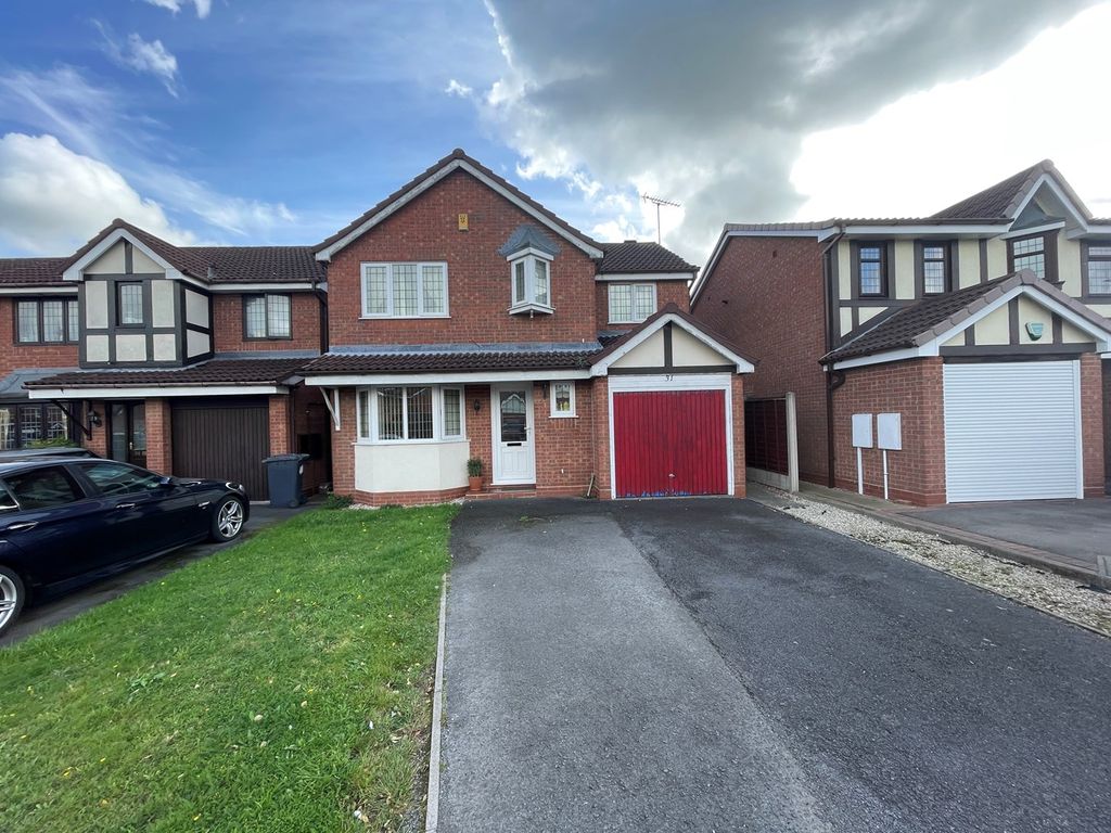 4 bed detached house for sale in Newman Drive, Branston, BurtonOnTrent DE14, £295,000 Zoopla