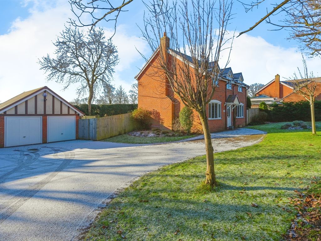 4 bed detached house for sale in Rake Hill, Chase Terrace, Burntwood