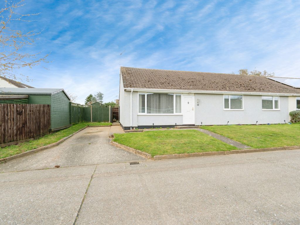 3 bed bungalow for sale in Appledore Lane, Wicken Green Village