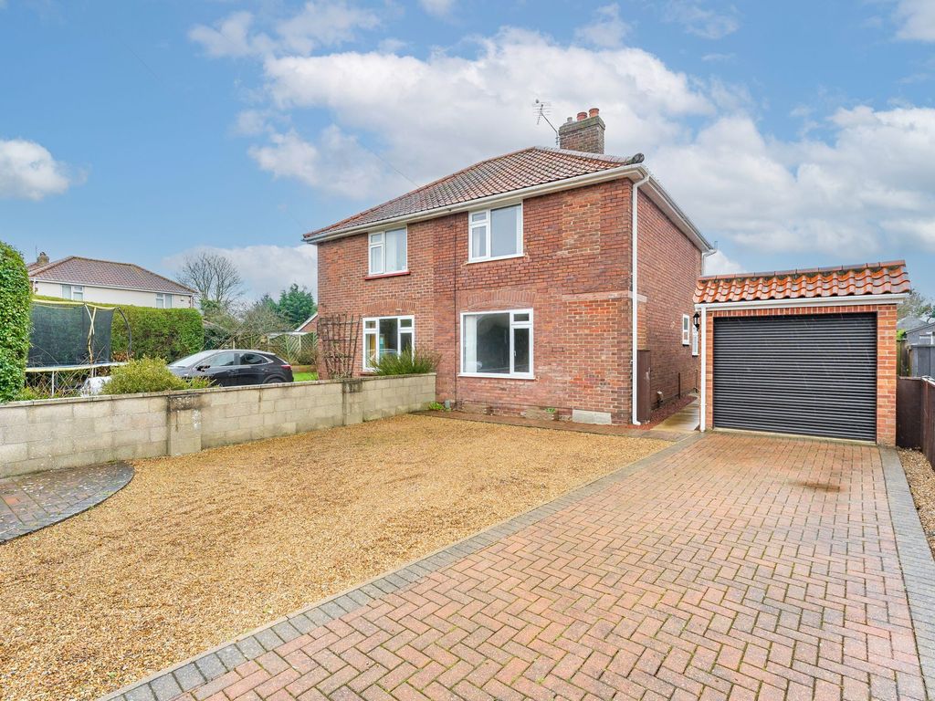 3 bed semidetached house for sale in CozensHardy Road, Sprowston