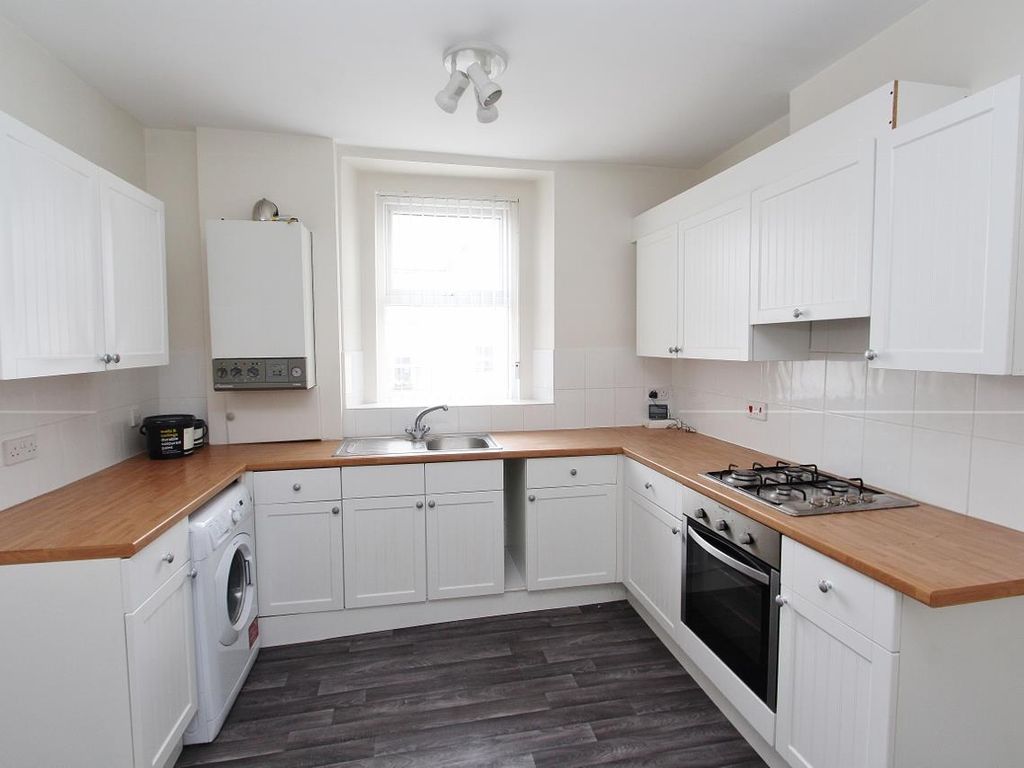 2 bed to rent in 41A High Street, Keynsham, Bristol BS31, £