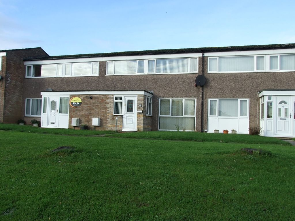 3 bed terraced house to rent in Cas Troggi, Caldicot, Monmouthshire