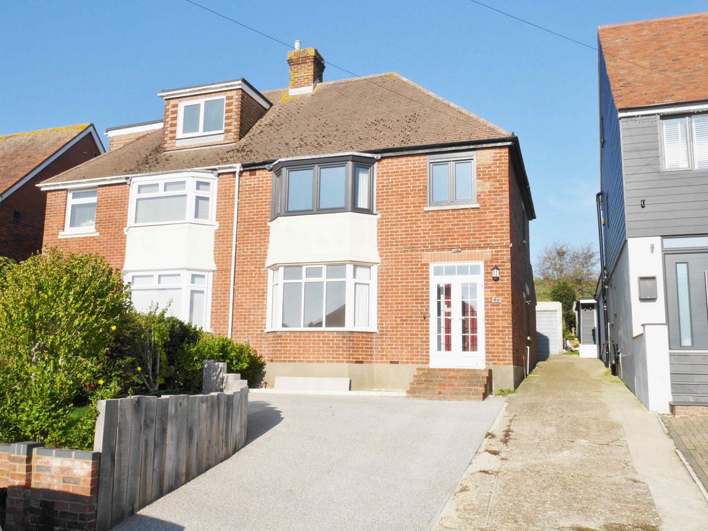 3 bed semidetached house for sale in Woodfield Avenue, Farlington