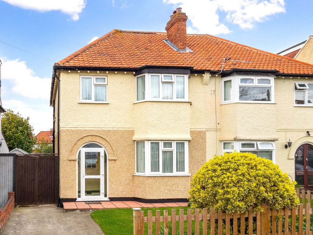 3 bed semidetached house for sale in Poplar Road, Sutton SM3, £550,000 Zoopla