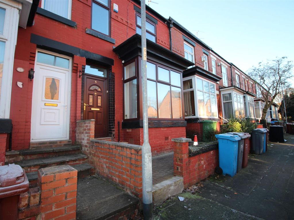 4 bed terraced house for sale in Linn Street, Crumpsall, Manchester M8