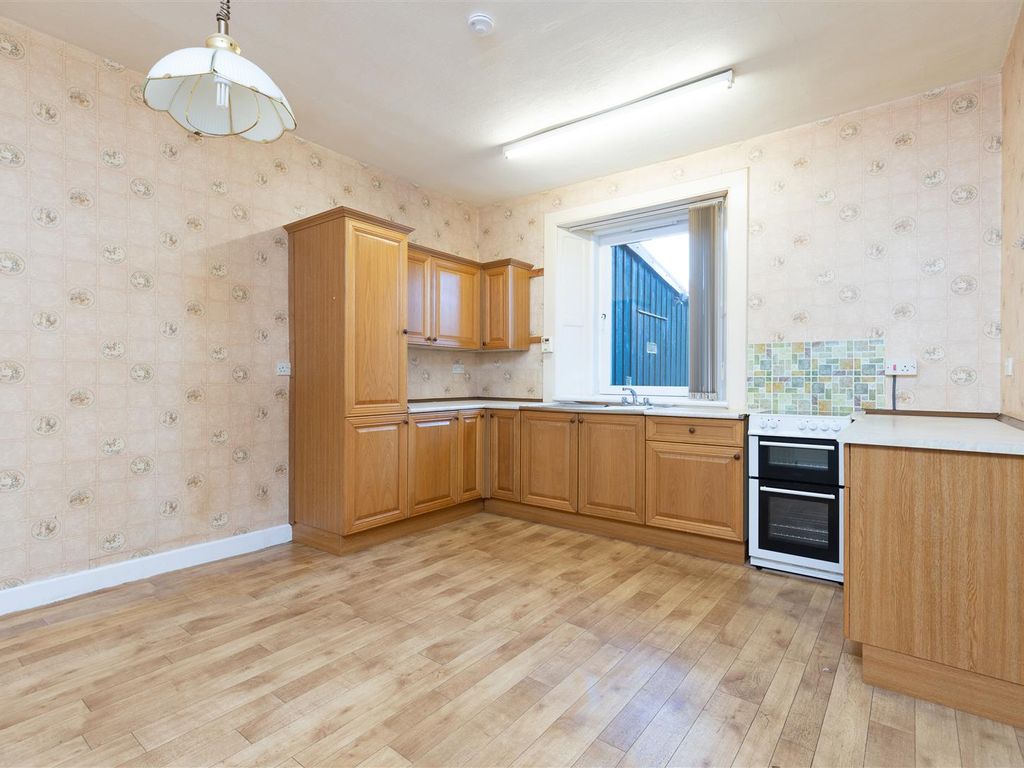 2 bed flat for sale in Mill Street, Alyth, Blairgowrie PH11 Zoopla