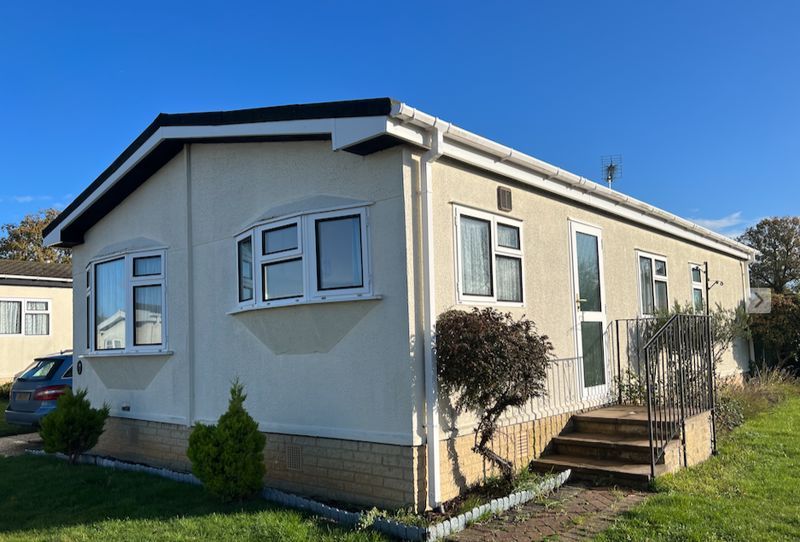 The High Pines, Parkers Lane, Warfield, Bracknell RG42  