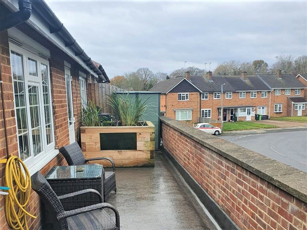 Eastham Crescent, Brentwood CM13