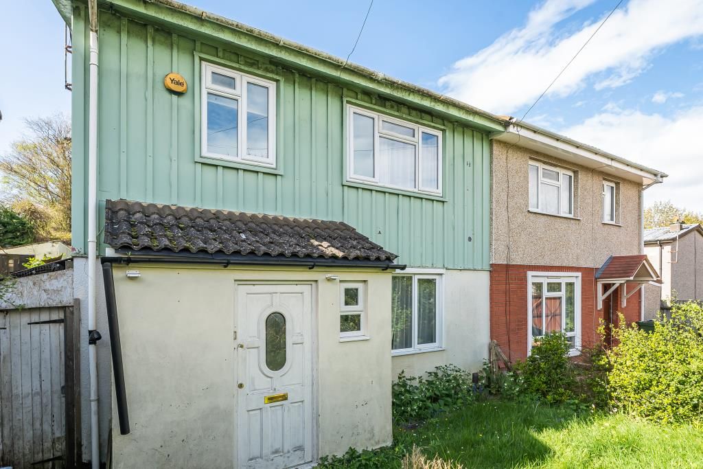 3 bed semidetached house for sale in Headington, Oxford OX3, £350,000