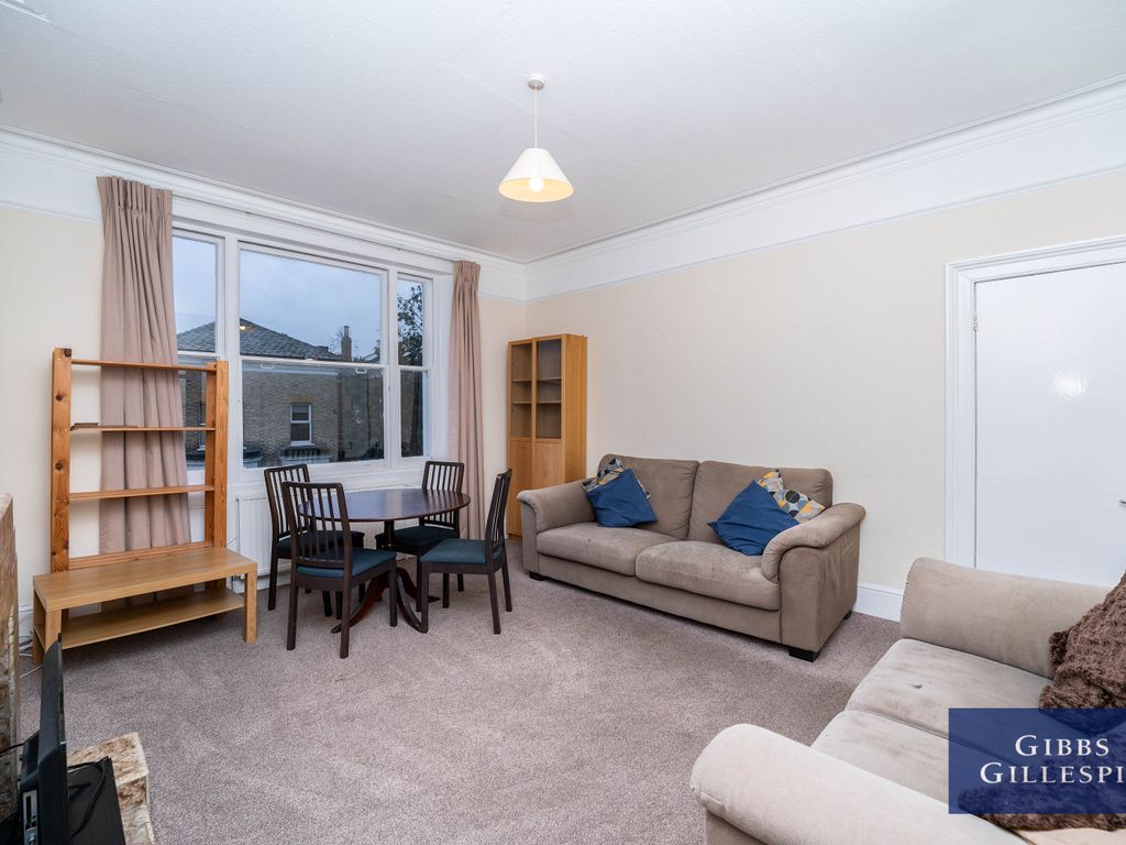 3 bed flat to rent in Richmond Road, London W5, £2,000 pcm Zoopla