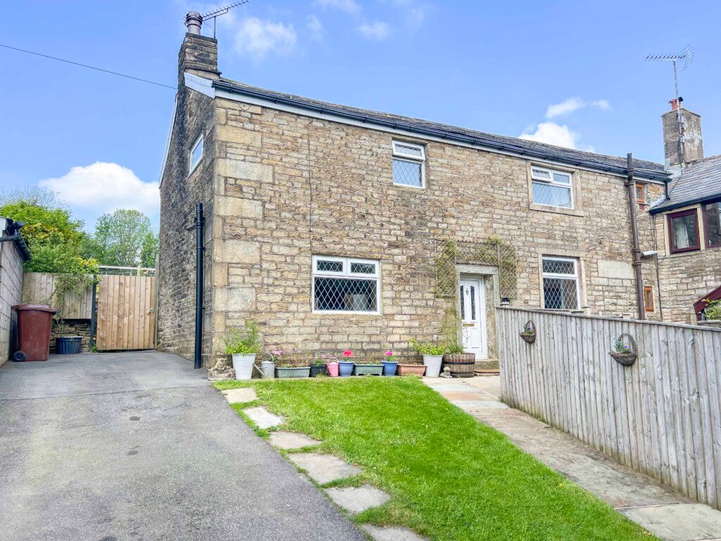 3 bed cottage for sale in The Square, Bankside Lane, Bacup OL13 Zoopla