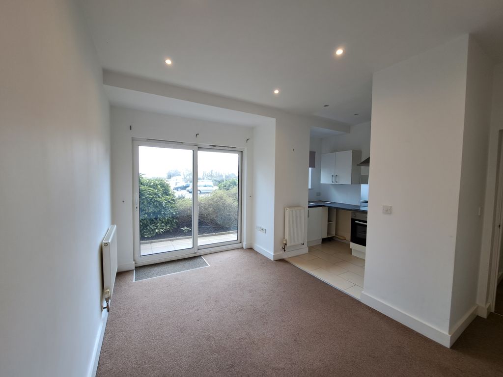 1 bed flat to rent in Ayton Drive, Portland DT5 Zoopla