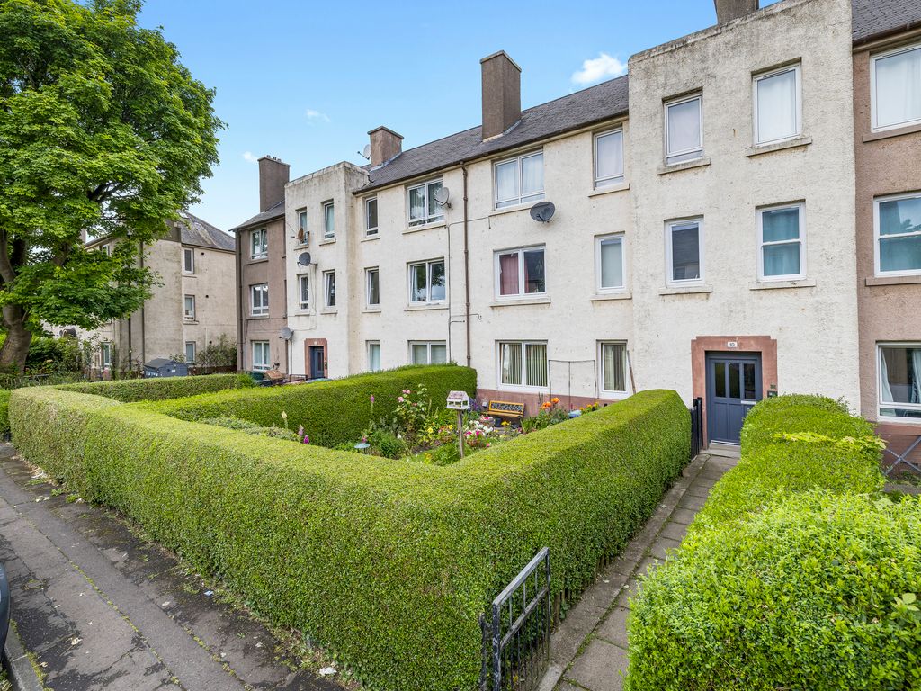 2 bed flat for sale in Granton Terrace, Edinburgh EH5, £130,000 Zoopla