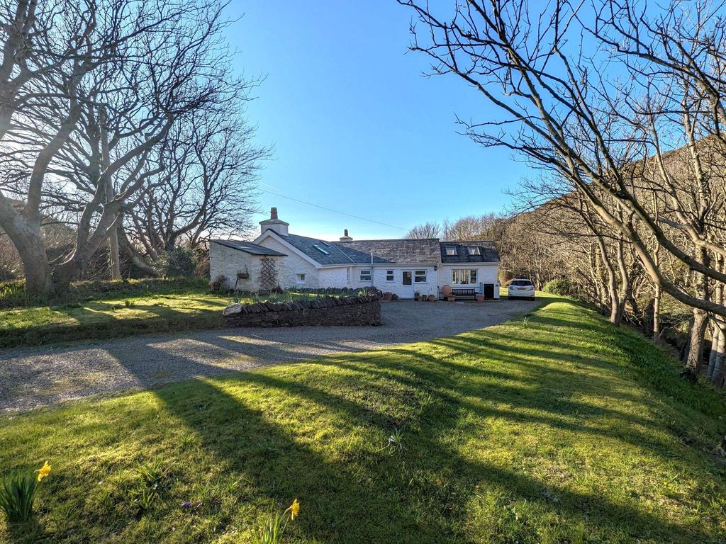 2 bed detached bungalow for sale in Ballagawne Cottage, Glen Mooar