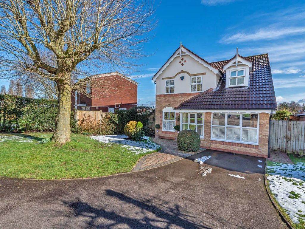 3 bed detached house for sale in Dartmouth Avenue, Walsall WS3 Zoopla
