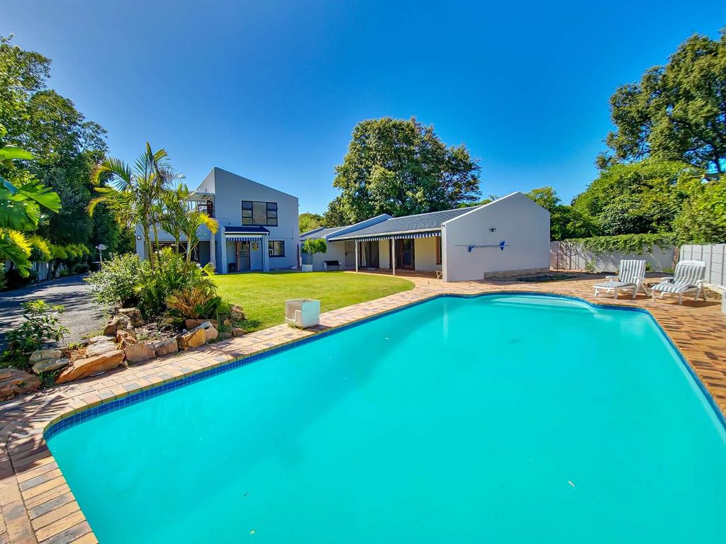 4 bed detached house for sale in Constantia, Cape Town, South Africa