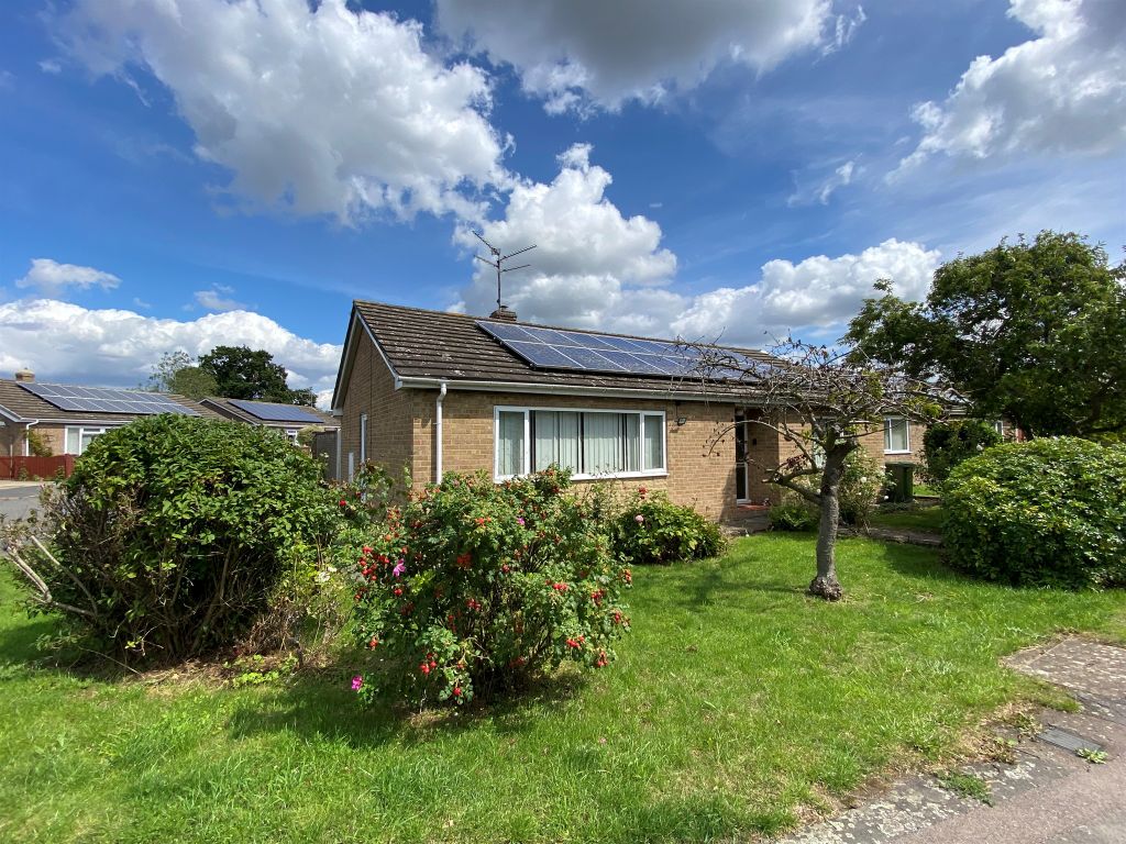 3 bed detached bungalow for sale in Blue Lane, Wimblington, March PE15