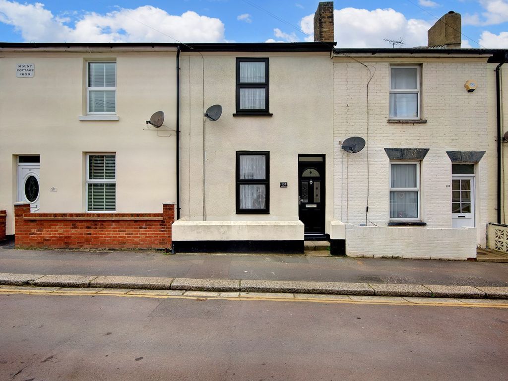 3 bed terraced house for sale in Saxton Street, Gillingham ME7, £