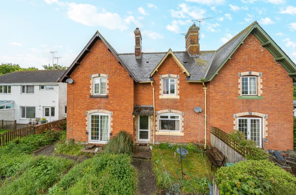 3 bed terraced house for sale in East Town, Kenton, Exeter, Devon EX6