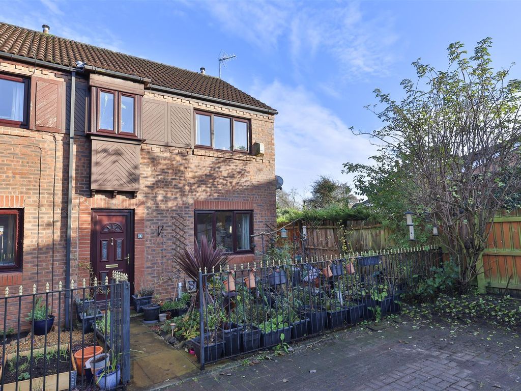 3 bed end terrace house for sale in Vicarage Gardens, York YO10 Zoopla