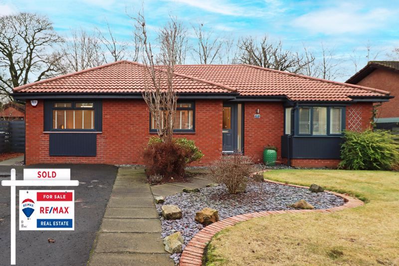 4 bed detached bungalow for sale in Aller Place, Eliburn, Livingston