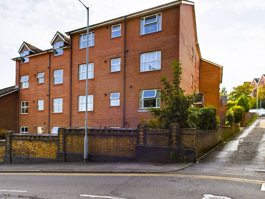 1 bed flat for sale in Bryn Y Mor Crescent, Uplands, Swansea SA1, £
