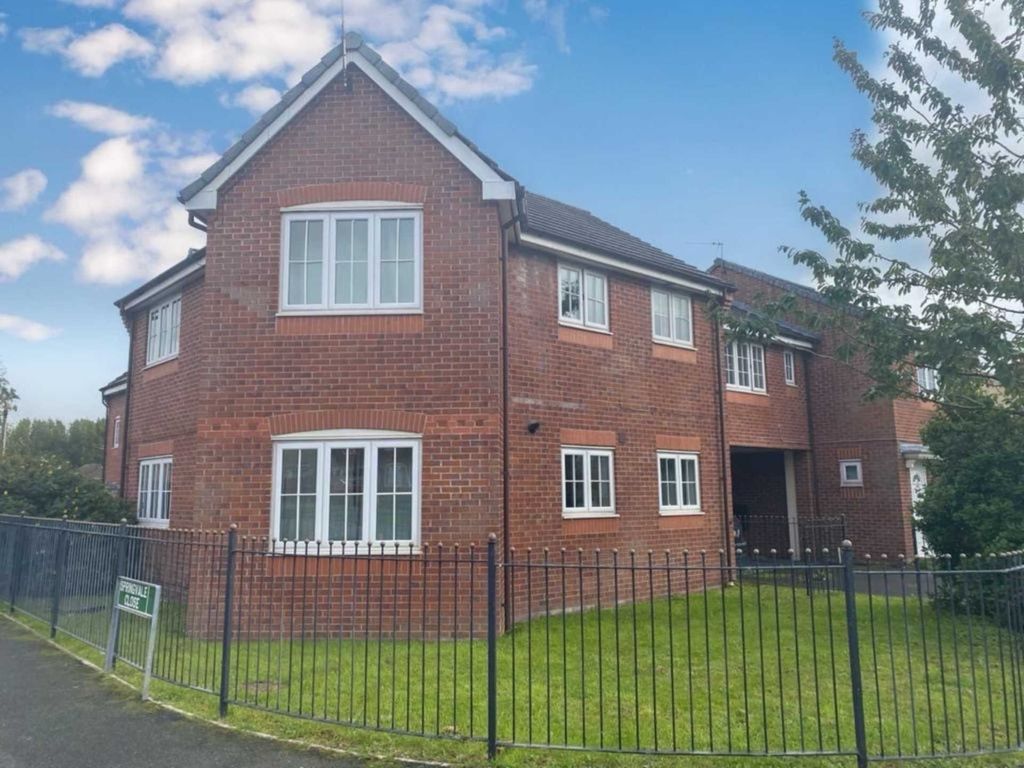 2 bed flat to rent in Overton Close, Westvale, Kirkby L32, £525 pcm