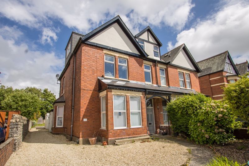 2 bed flat for sale in Westbourne Road, Penarth CF64 Zoopla
