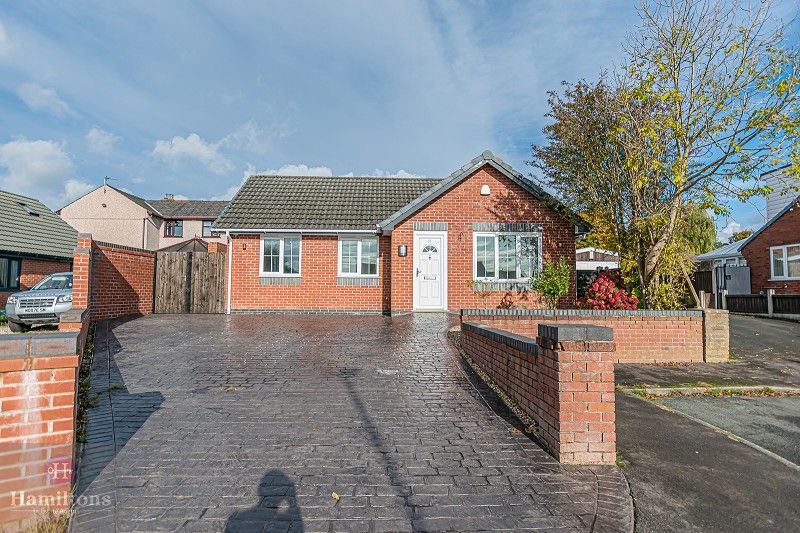 2 bed detached bungalow for sale in firvale close, leigh, greater manchester. wn7