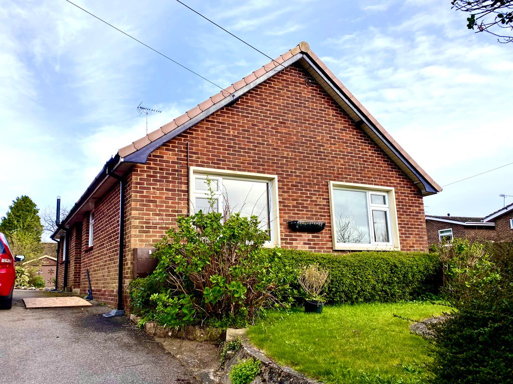 3 bed bungalow to rent in Allington Lane, Fair Oak, Eastleigh SO50, £