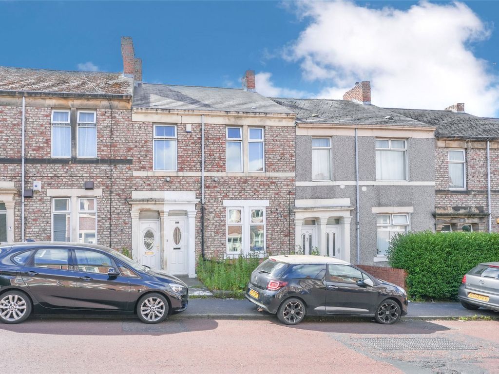 2 bed flat for sale in Shipcote Terrace, Gateshead NE8, £80,000 Zoopla