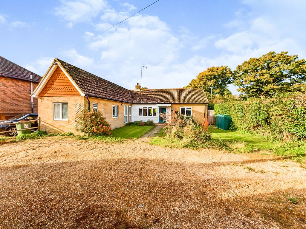 3 bed detached bungalow for sale in Nuthurst Road, Monks Gate, Horsham RH13 Zoopla