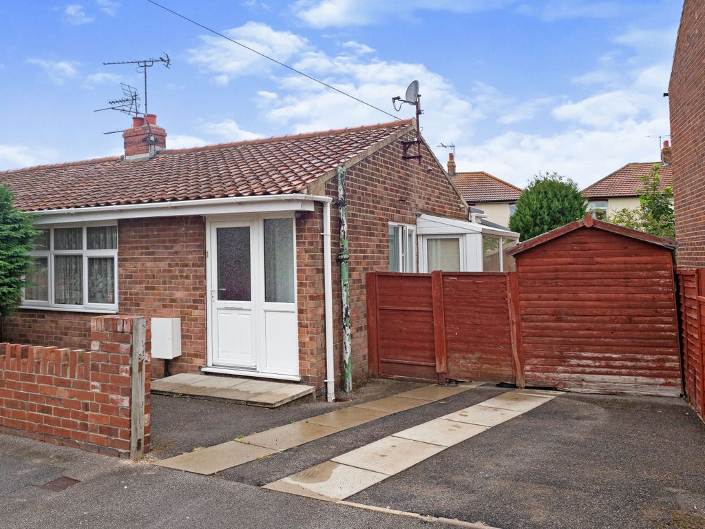 1 bed bungalow for sale in Wentworth Road, Bridlington, East Yorkshire