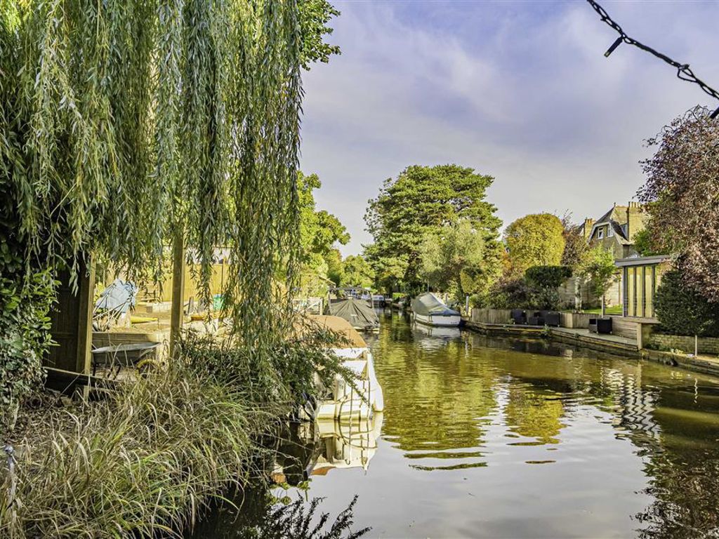 6 bed detached house for sale in Broom Water West, Teddington TW11, £