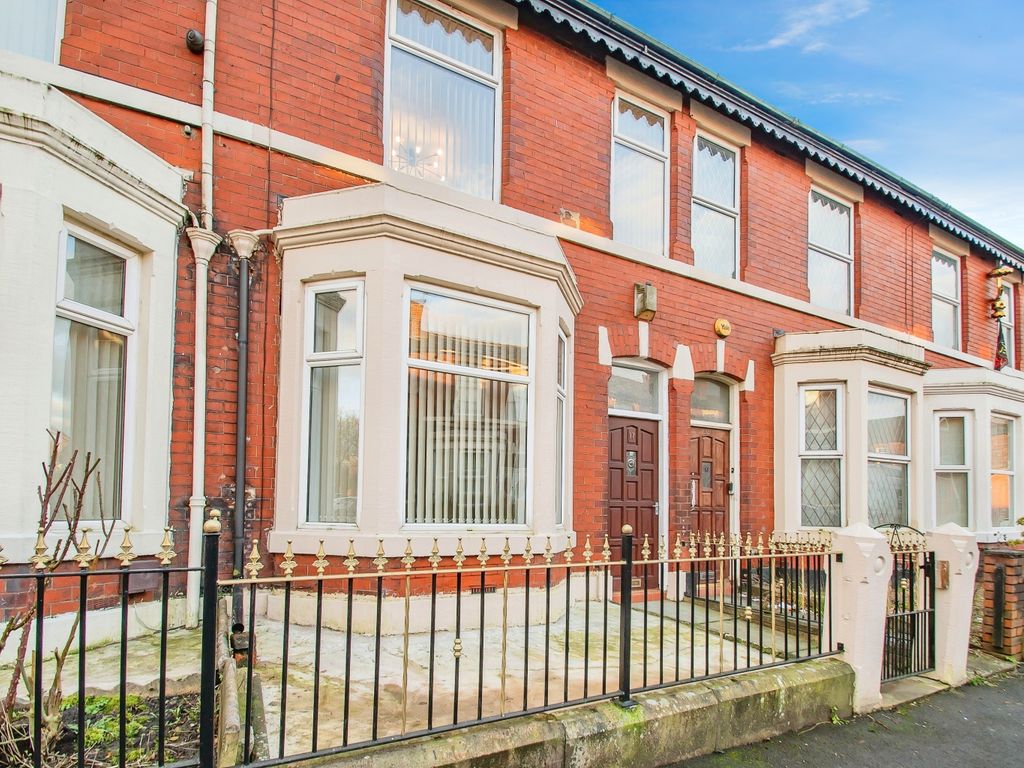 3 bed terraced house for sale in Monmouth Avenue, Walmersley, Bury