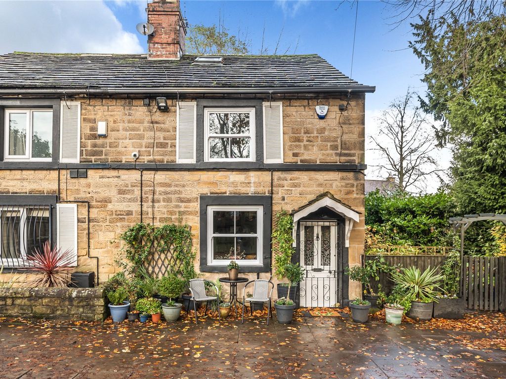 2 bed semidetached house for sale in Rose Cottage, Primrose Yard