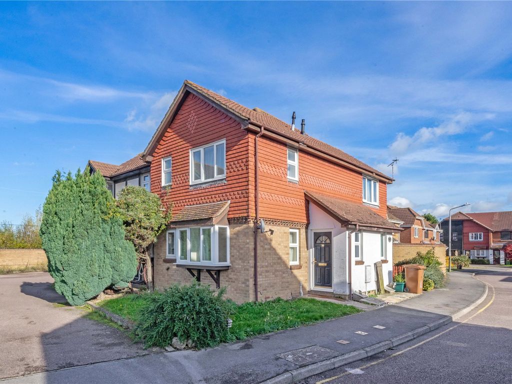 1 bed detached house for sale in The Shires, Paddock Wood, Kent TN12, £