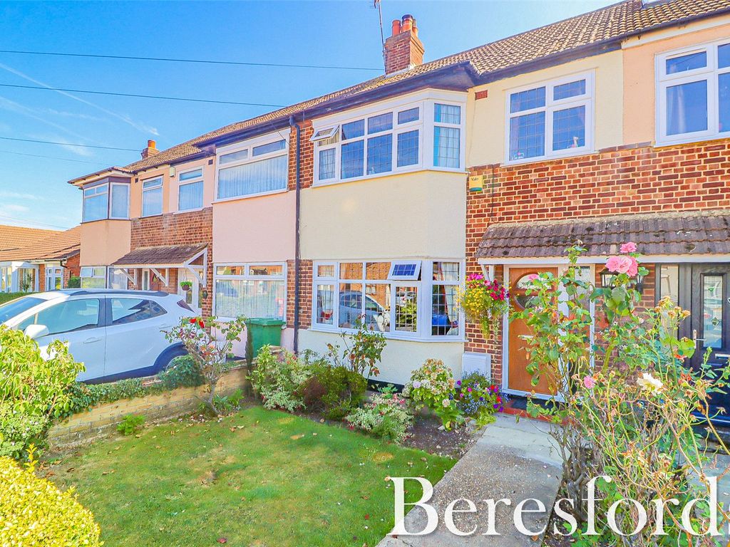 3 bed terraced house for sale in Roseberry Gardens, Upminster RM14, £
