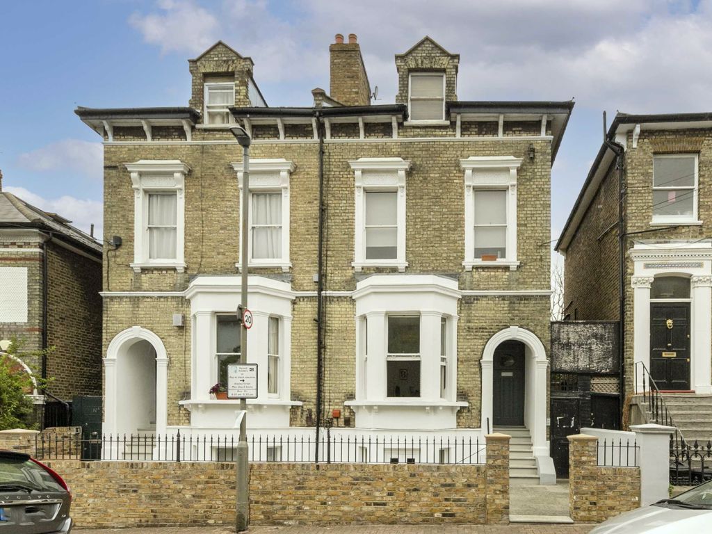 2 bed flat for sale in Ramsden Gate, Ramsden Road, London SW12 Zoopla