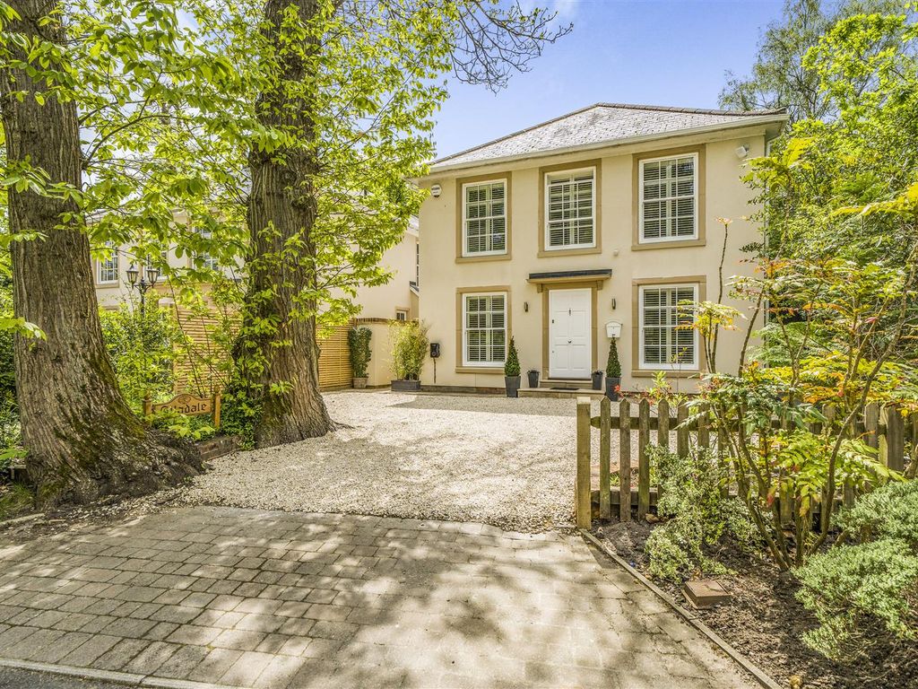 4 bed detached house for sale in Forest Road, Pyrford, Woking GU22 Zoopla