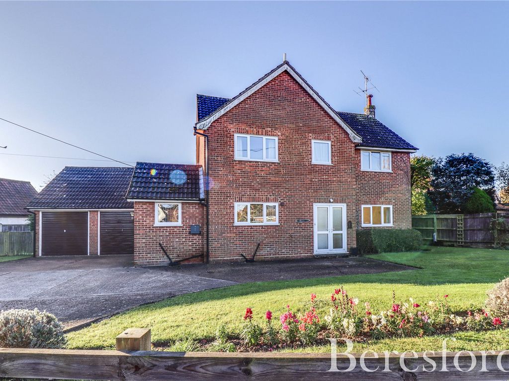 4 bed detached house for sale in Bannister Green, Felsted CM6, £650,000