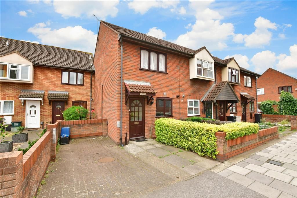 2 bed semidetached house for sale in New North Road, Hainault, Ilford, Essex IG6, £425,000 Zoopla