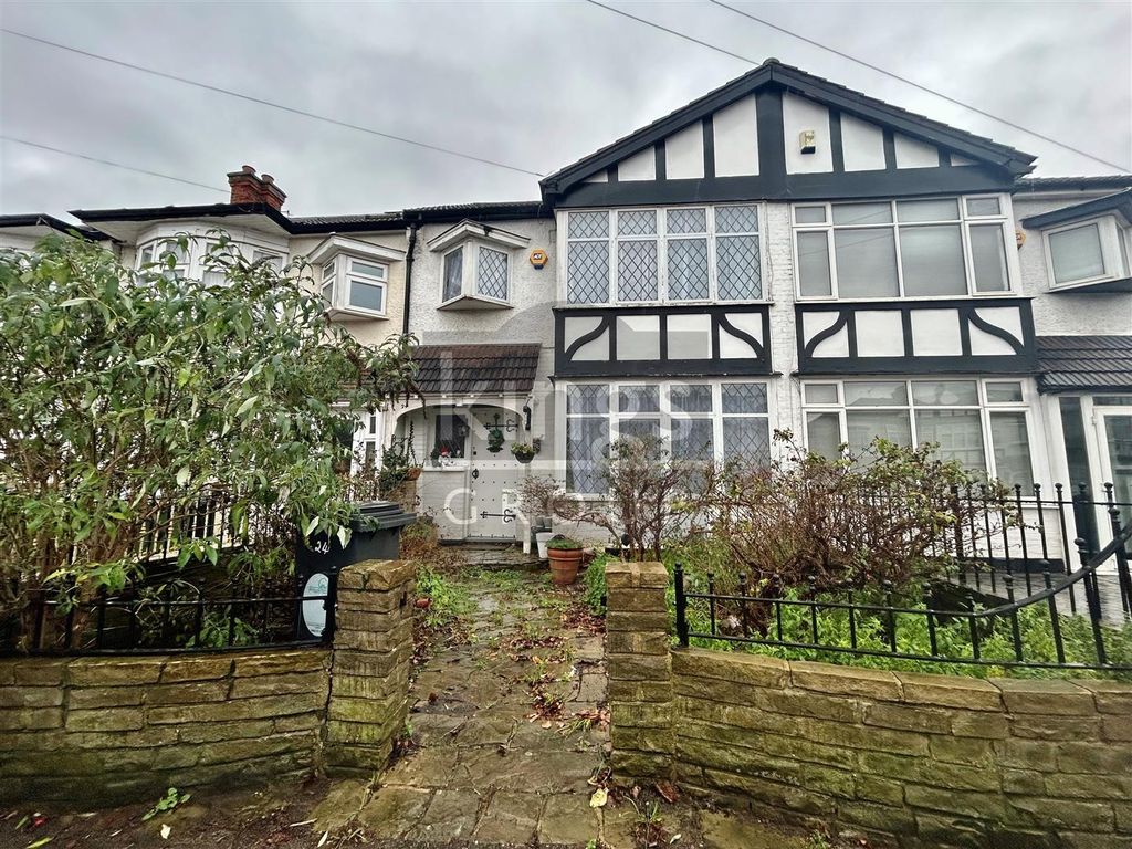 3 bed property for sale in Normanshire Drive, London E4, £485,000 Zoopla