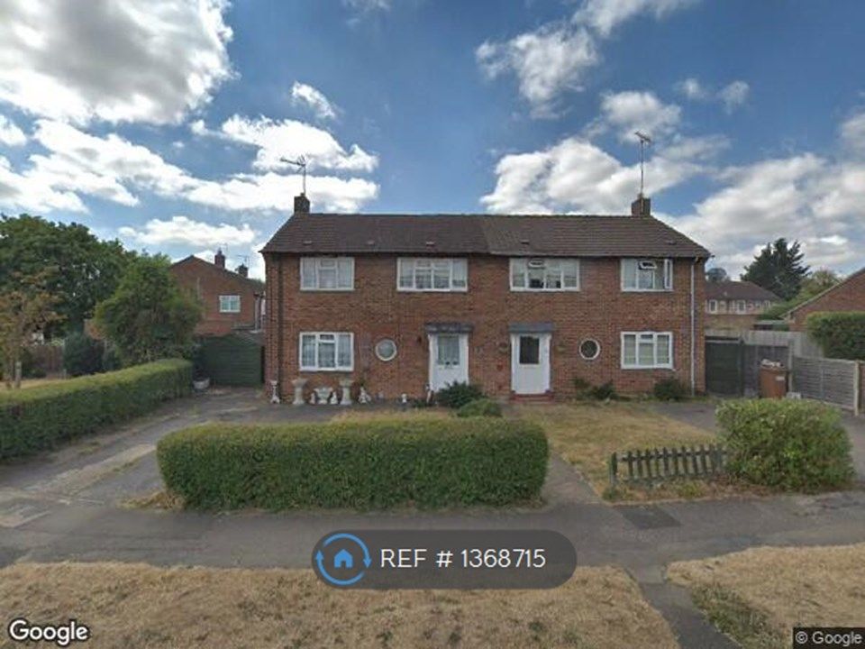 3 bed semidetached house to rent in Boundary Lane, Welwyn Garden City