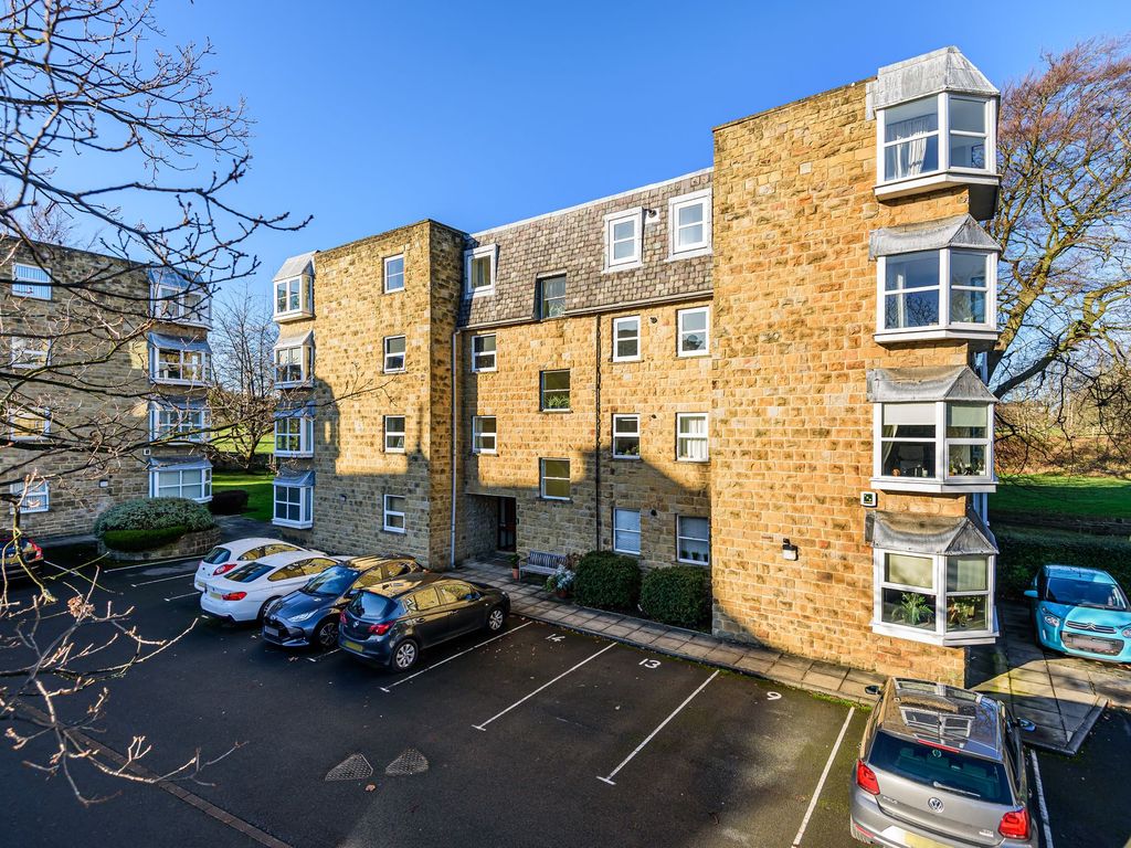 2 bed property for sale in Tewit Well Road, Harrogate HG2 Zoopla