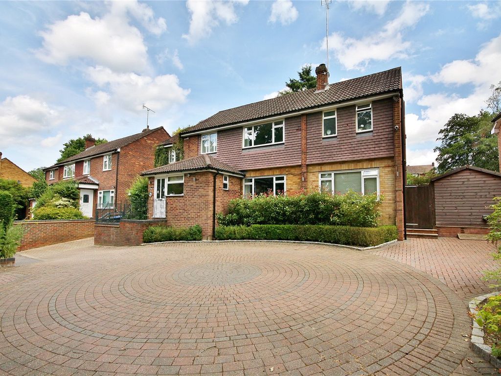 6 bed detached house for sale in Queenswood Road, St. John's, Woking