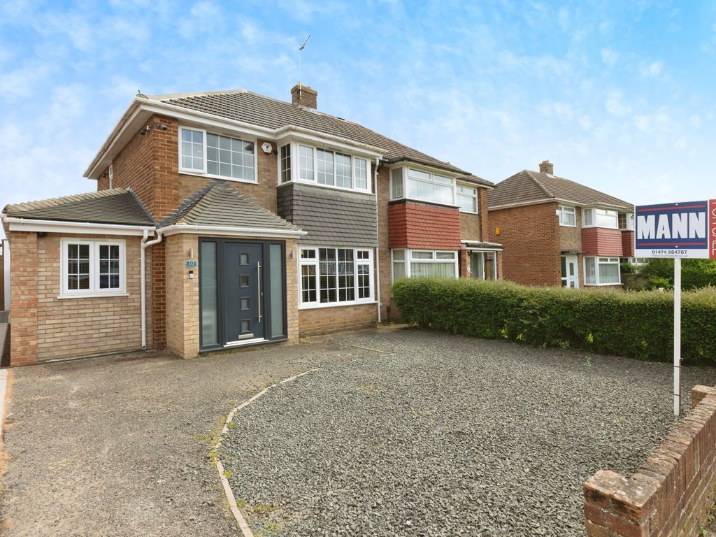 3 bed semidetached house for sale in Sirdar Strand, Gravesend, Kent