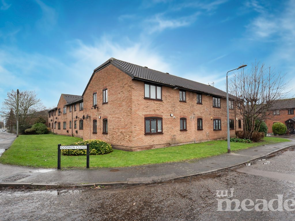 1 bed flat for sale in Godwin Close, Sewardstone Road, London E4, £240,000 Zoopla