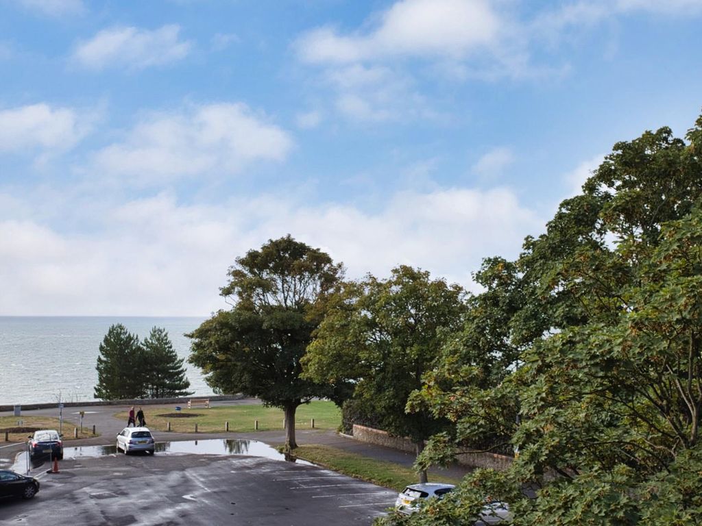 3 bed flat for sale in Earls Avenue, Folkestone CT20 Zoopla